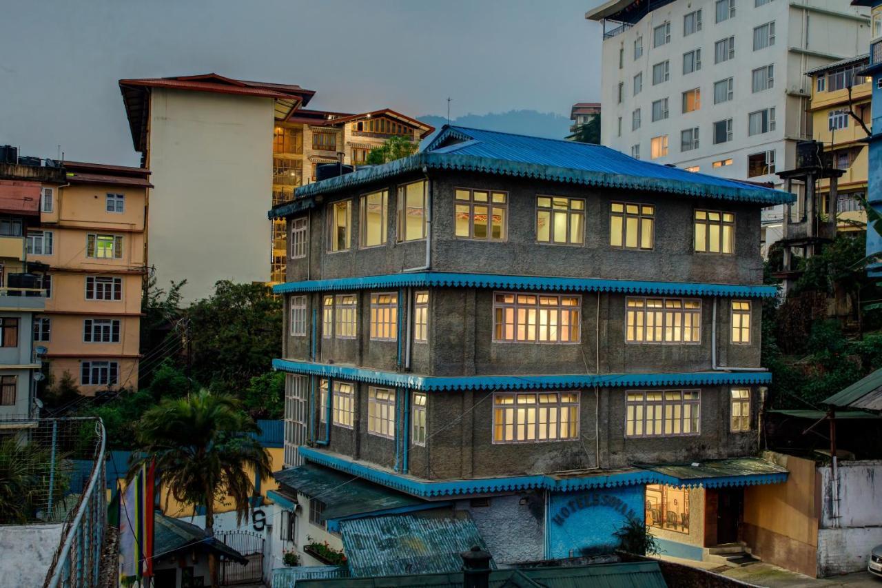 Montis Soyang Premium Heritage Hotel Gangtok Bagian luar foto